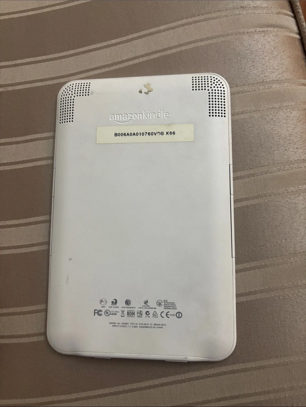 White Amazon Kindle